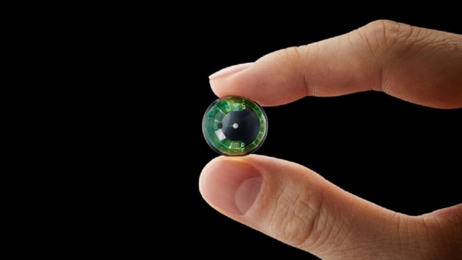 A smart contact lens prototype with a Micro LED display